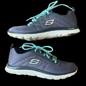 Skechers Sketch-Knit Flex Appeal Sweet Spot Sneakers. Size: 7.5